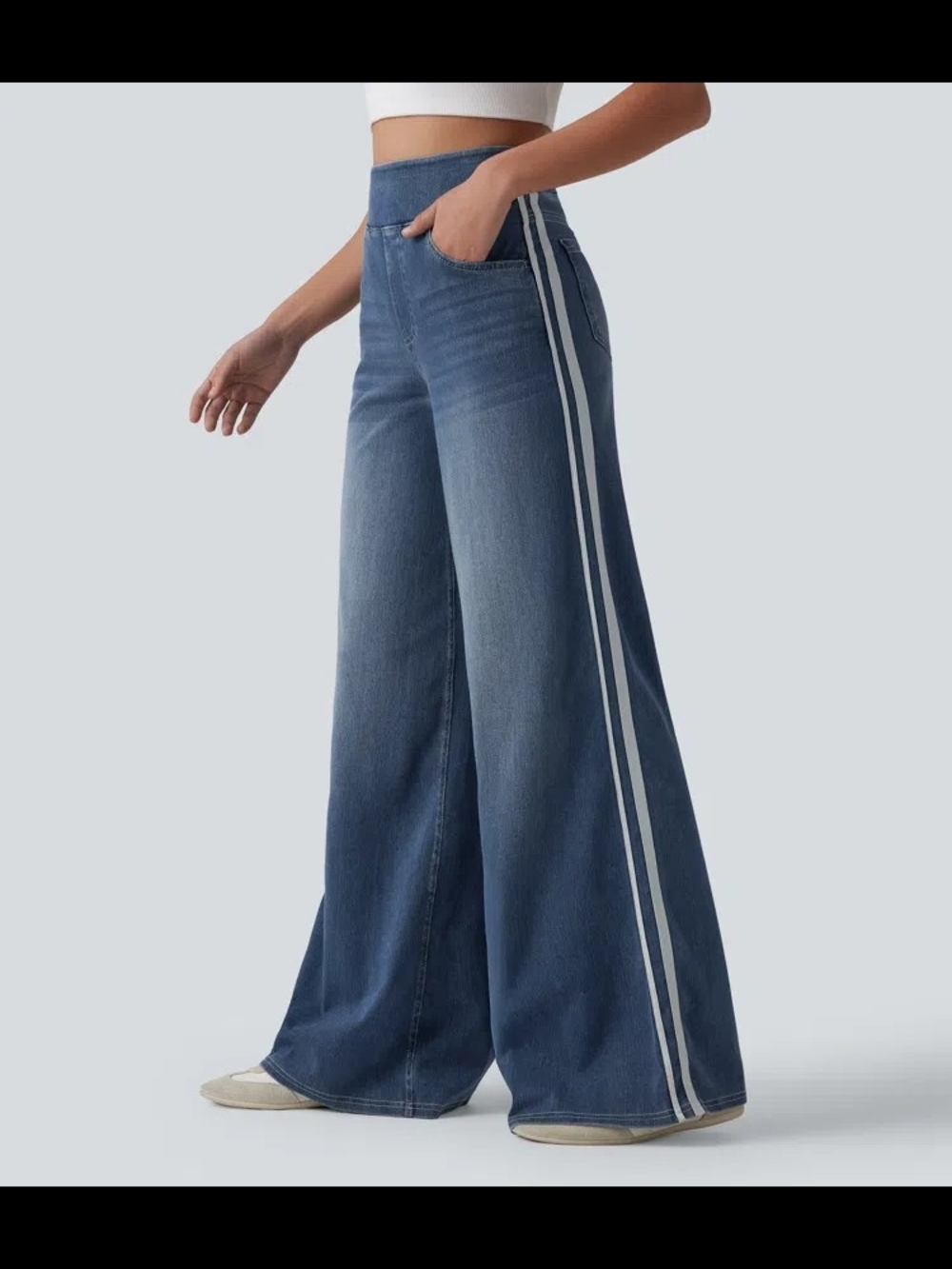 (NWOT) Halara Flex™ High Waisted Stripe Wide Leg Flowy Washed Jeans w Pockets